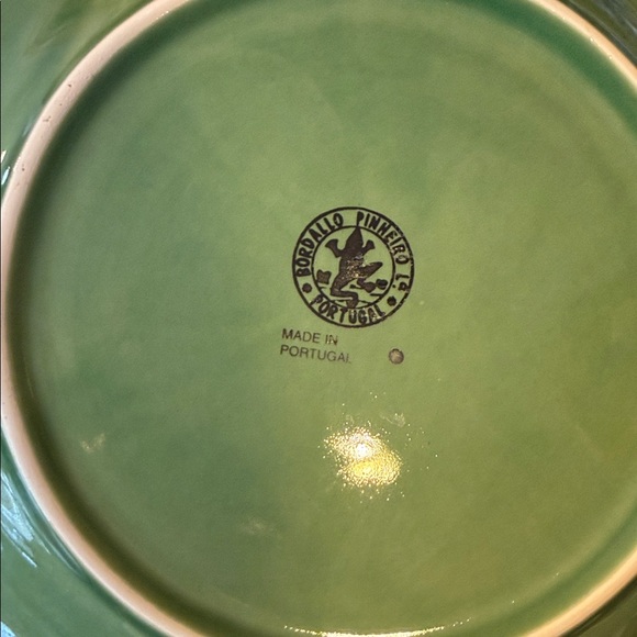 Leafy Green Ceramic Serveware Set - Picture 2 of 4